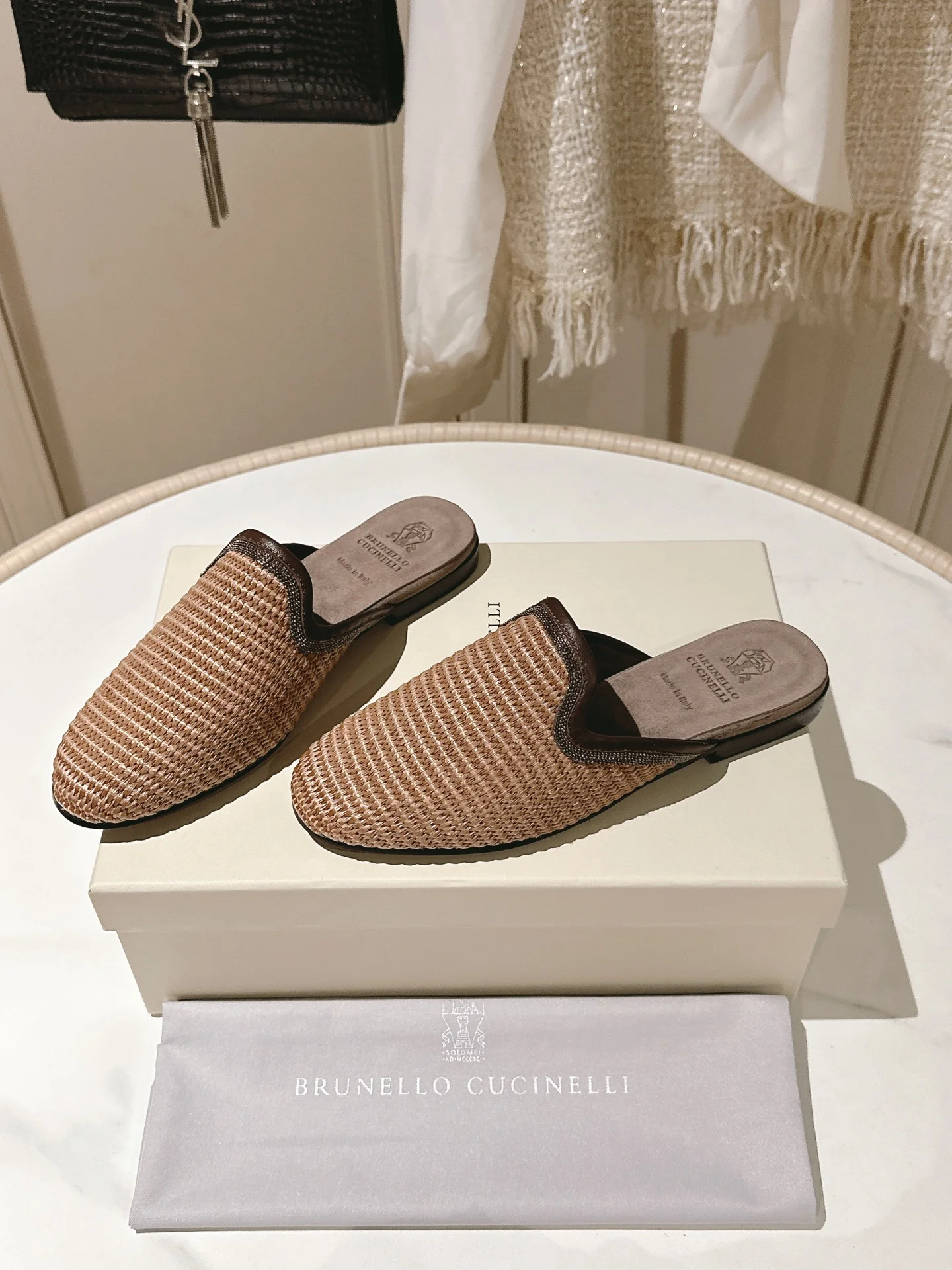 Brunello Cucinelli Raffia & Leather Beaded Flat Mules – Beige Summer Slides