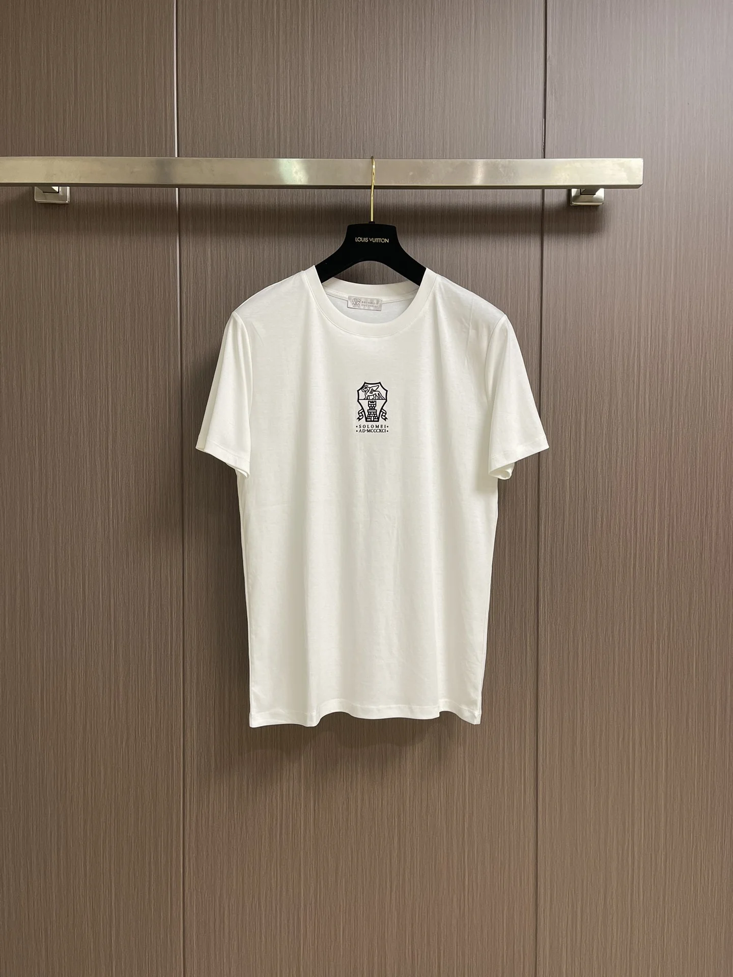 Brunello Cucinelli Men's Logo-Printed Crew Neck T-Shirt – White